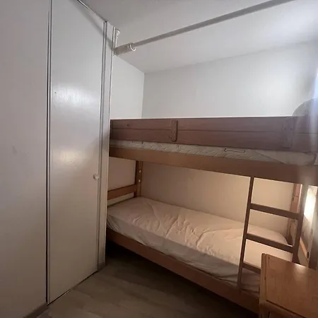 à Avec Parking Et Proche Des Pistes - Fr-1-812-52