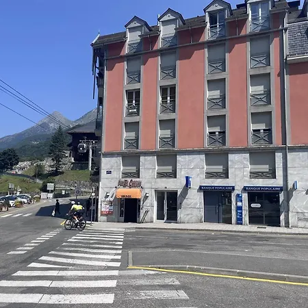 Appartement à Avec Parking Et Proche Des Pistes - Fr-1-812-52 Cauterets